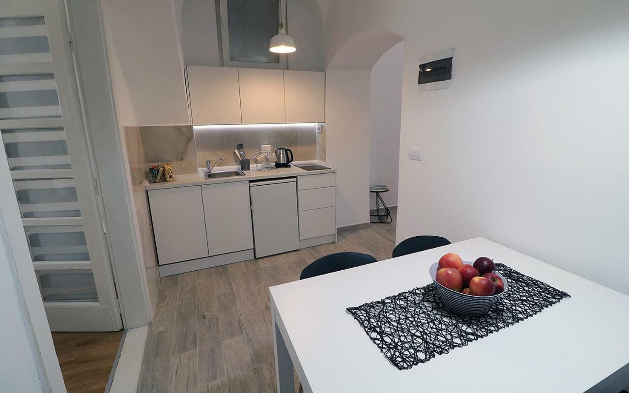 Apartman Tina Novi Sad Exteriör bild